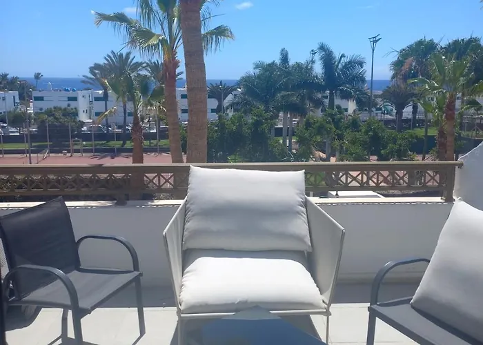 Club Del Mar No.8 * Puerto del Carmen